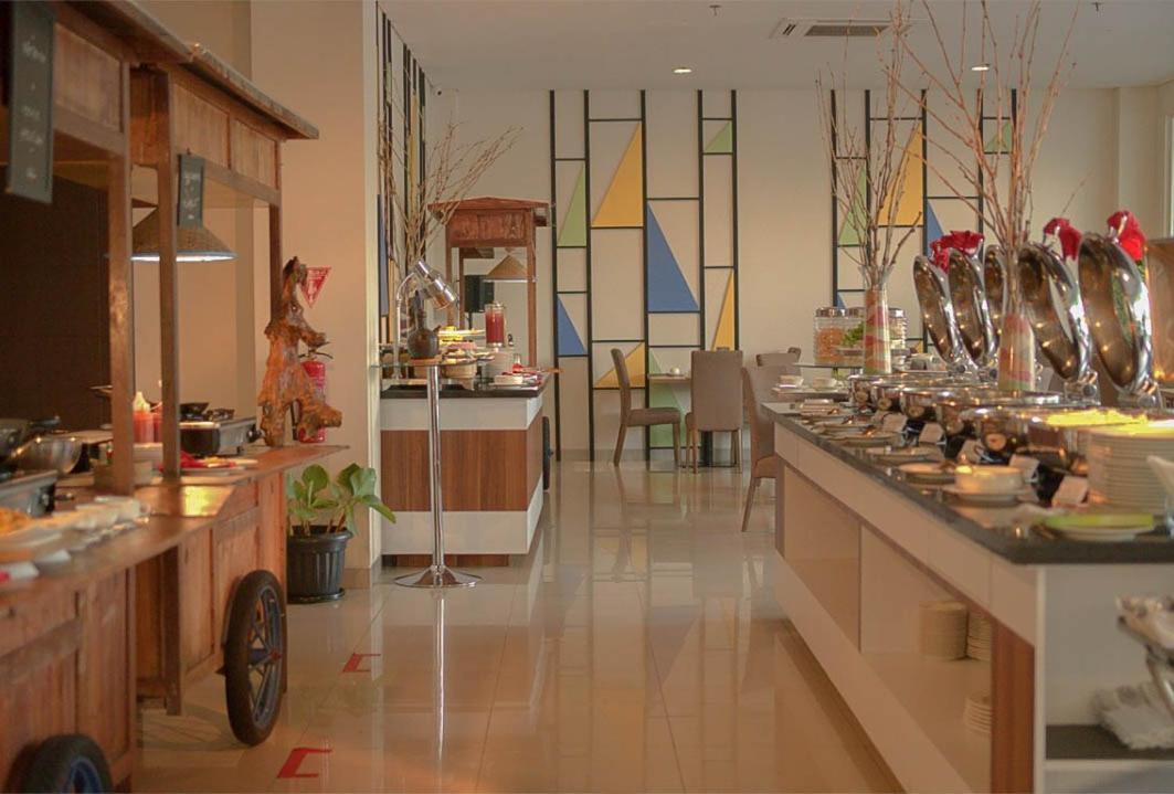 Patra Dumai Hotel Exterior foto